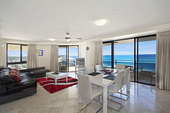Clubb Coolum Beach Resort - Accommodation QLD 48