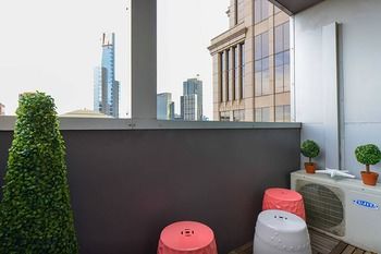 Anchor On Collins - Accommodation QLD 0