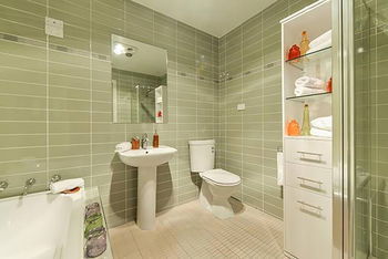 Anchor On Collins - Accommodation QLD 2