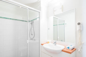 The Brighton Apartments - Accommodation QLD 7