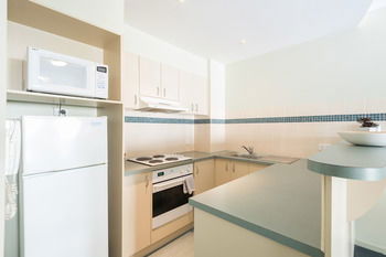 The Brighton Apartments - Accommodation QLD 26