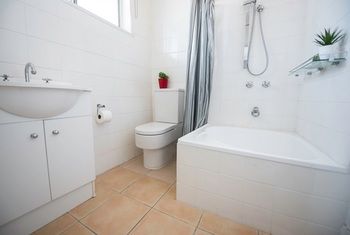Apartment2c - Somerset - Accommodation QLD 5