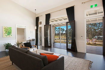 Block Eight - Accommodation QLD 18