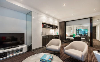 Apartment2c - Parkside - Accommodation QLD 4