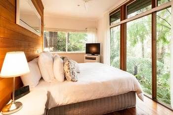 A Cottage In The Forest - Accommodation QLD 1