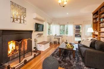 A Cottage In The Forest - Accommodation QLD 6