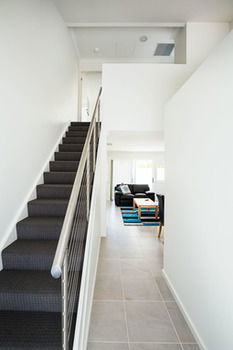 Wallsend Executive Apartments - Accommodation QLD 34