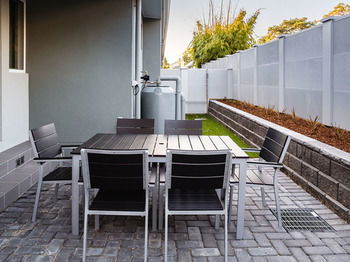 Wallsend Executive Apartments - Accommodation QLD 39
