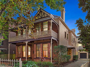 Dalziel Lodge - Accommodation QLD 1