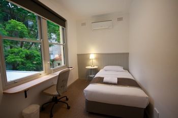 Dalziel Lodge - Accommodation QLD 13