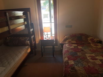 Bentley Waterfront Motel & Cottages - Accommodation QLD 27