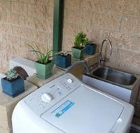 Emerald Apartment - Accommodation QLD