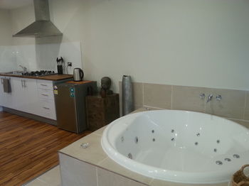 Alaya Escape - Accommodation QLD 6