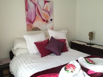 Sydney Executive Garden Villa - Accommodation QLD 10
