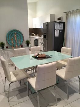 Sydney Executive Garden Villa - Accommodation QLD 13