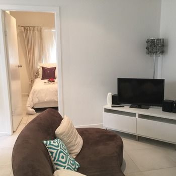 Sydney Executive Garden Villa - Accommodation QLD 27