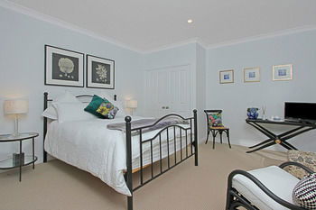 The Ridge Retreat At Mollymook - Accommodation QLD 0