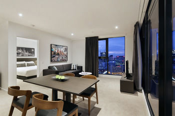 Experience Bella Hotel Apartments - Accommodation QLD 20