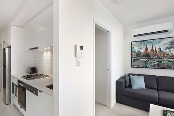 Experience Bella Hotel Apartments - Accommodation QLD 24