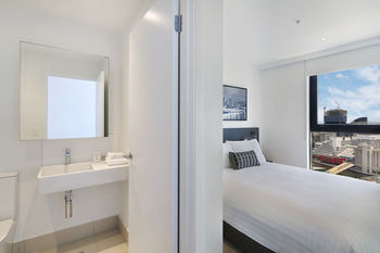 Experience Bella Hotel Apartments - Accommodation QLD 30