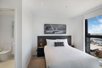 Experience Bella Hotel Apartments - Accommodation QLD 31