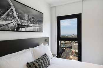 Experience Bella Hotel Apartments - Accommodation QLD 37