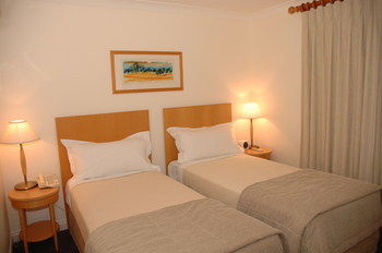 Villa Christian At Cypress Lakes Resort - Accommodation QLD 9