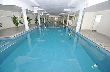 Balmain 12 Foy Furnished Apartment - Accommodation QLD 7