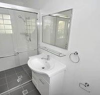 Balmain 4 Mont Furnished Apartment - Accommodation QLD