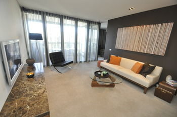Camperdown 608 St Furnished Apartment - Accommodation QLD 10