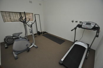Balmain 2 Mont Furnished Apartment - Accommodation QLD 5