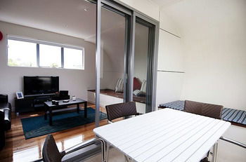 Position Perfect - Accommodation QLD 5