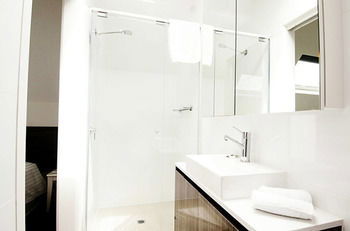 Position Perfect - Accommodation QLD 7