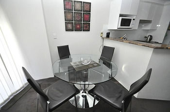 Darlinghurst 1 Pel Furnished Apartment - Accommodation QLD 5