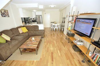 Darlinghurst 607 Pop Furnished Apartment - Accommodation QLD 1