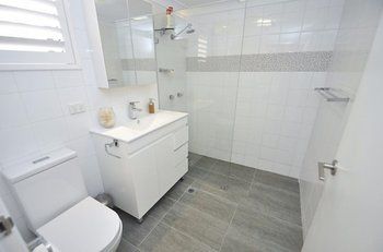 Darlinghurst 607 Pop Furnished Apartment - Accommodation QLD 7