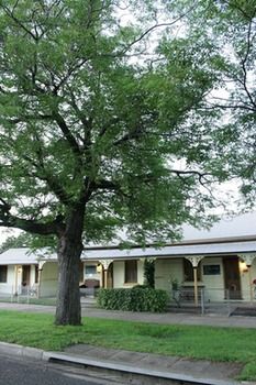 A Settler's Cottage - Accommodation QLD 17