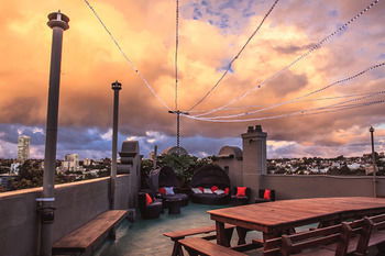 Kings Cross Backpackers - Adults Only - Accommodation QLD 5