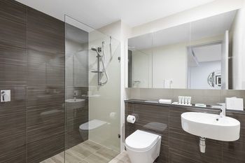 Meriton Serviced Apartments Sydney Airport - Accommodation QLD 6