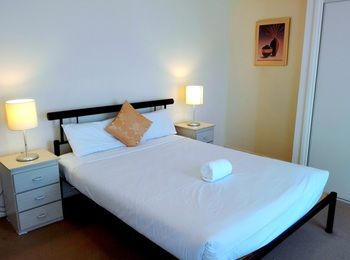 Glen Apartments Melbourne - Accommodation QLD 16
