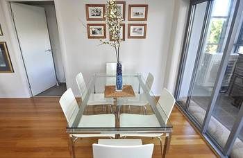 North Sydney 16 Wal Furnished Apartment - Accommodation QLD 5