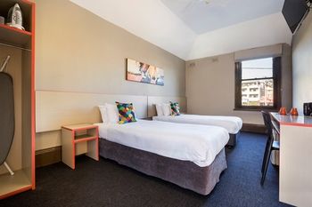 The Granville Hotel - Accommodation QLD 12