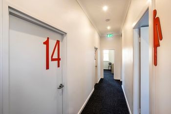 The Granville Hotel - Accommodation QLD 33