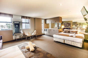 Comfy Kew Apartments - Accommodation QLD 9
