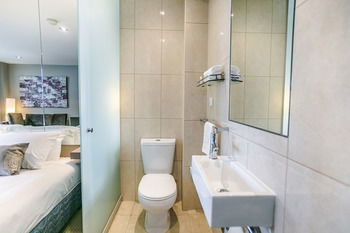 Comfy Kew Apartments - Accommodation QLD 10