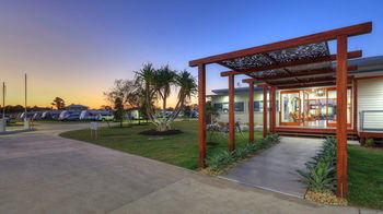 Rivershore Resort - Accommodation QLD 14