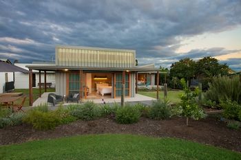 Studio 367 - Accommodation QLD 2