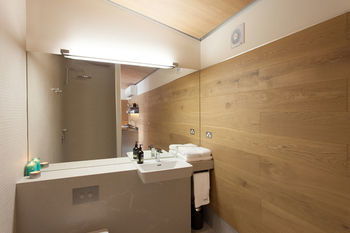 Studio 367 - Accommodation QLD 5