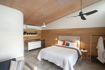 Studio 367 - Accommodation QLD 7
