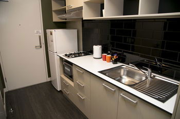 Abercrombie Student Accommodation - Accommodation QLD 6